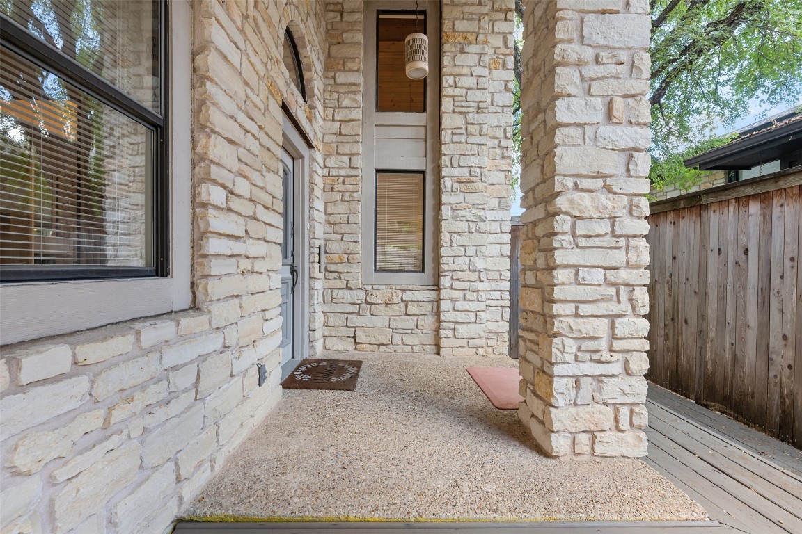 1105 Lohmans Crossing Road , Lakeway, TX, 78734 | 8298684 | Realty Texas LLC