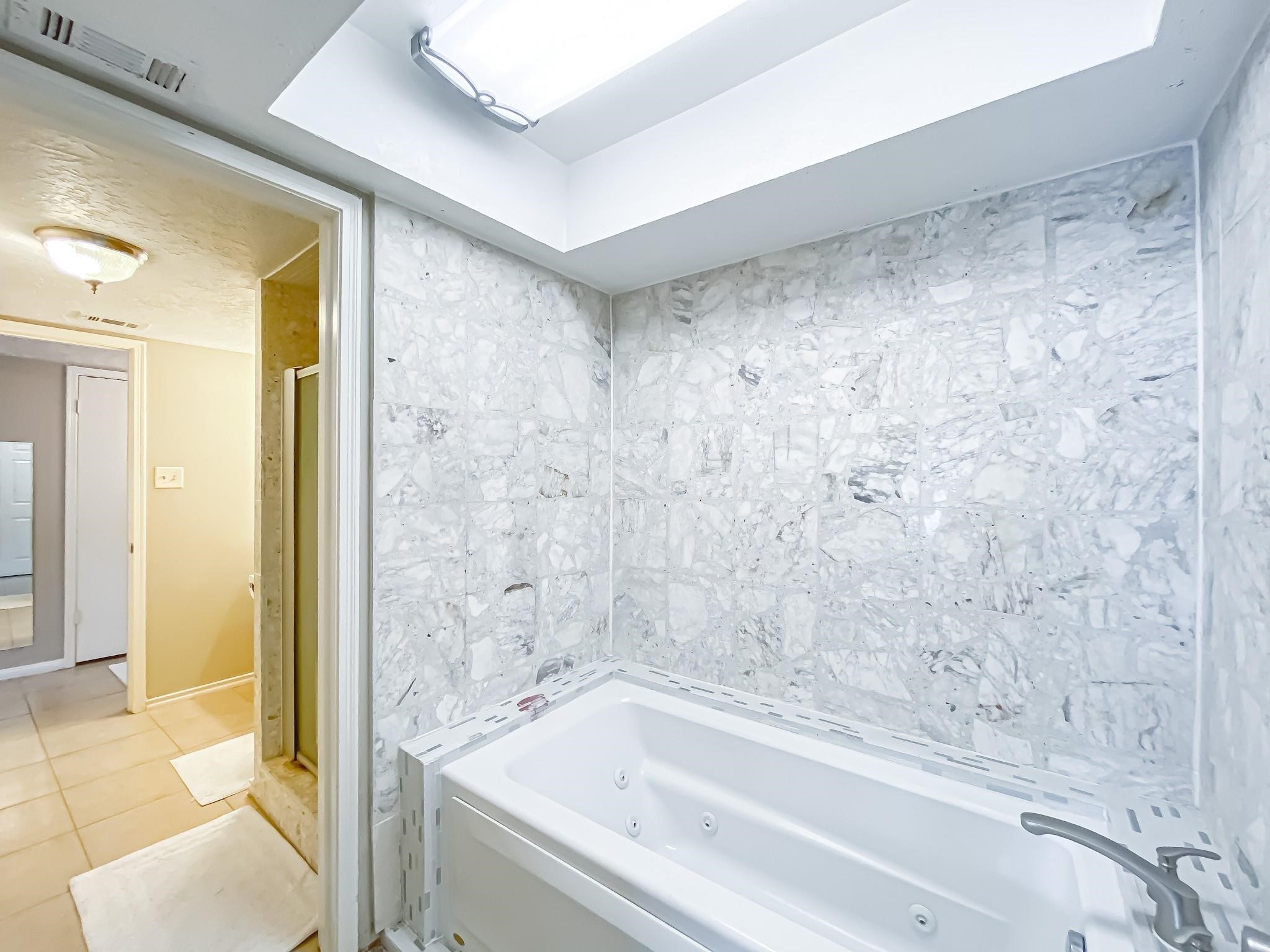 10718 Boardwalk Street , Houston, TX, 77042 | 82459505 | Realty Texas LLC