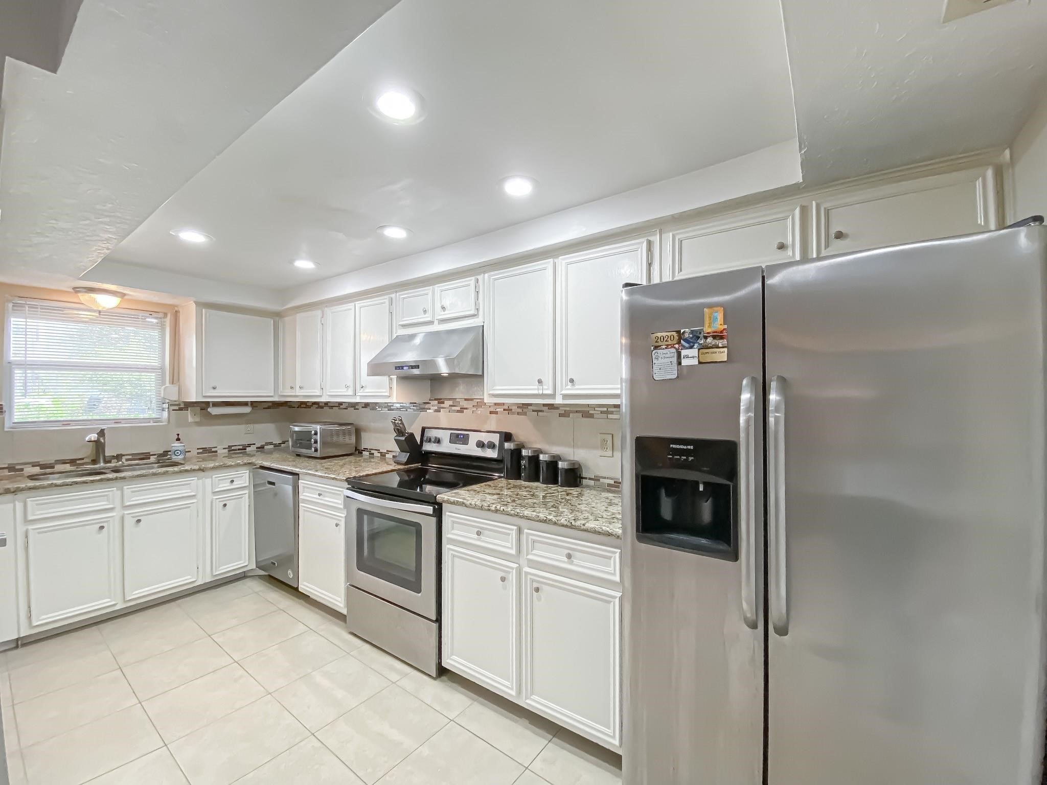 10718 Boardwalk Street , Houston, TX, 77042 | 82459505 | Realty Texas LLC