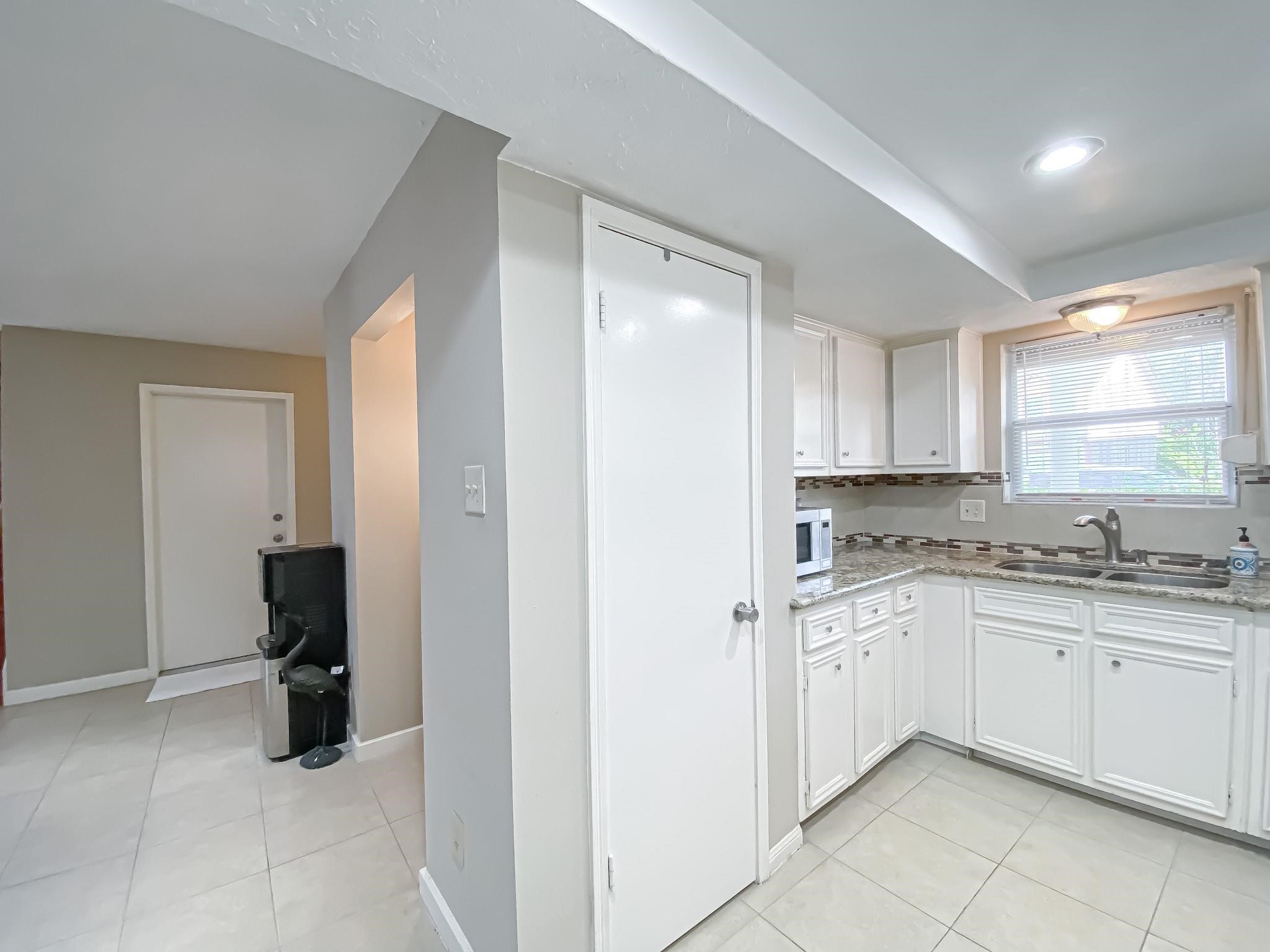 10718 Boardwalk Street , Houston, TX, 77042 | 82459505 | Realty Texas LLC