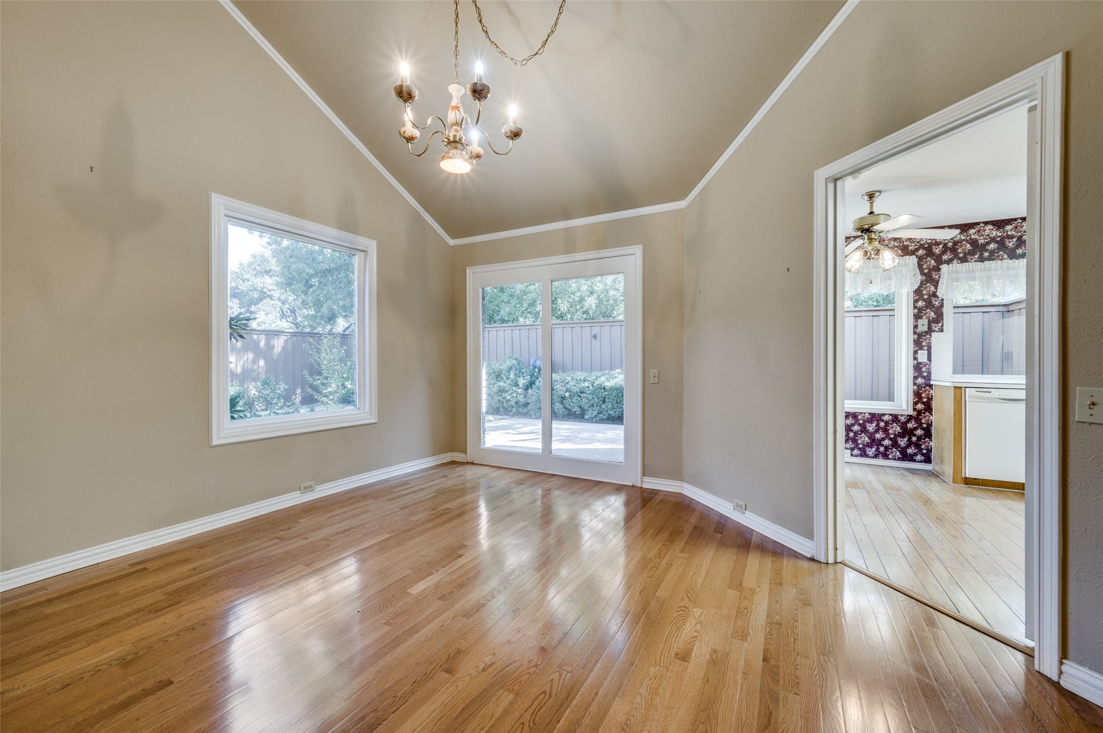 4025 Winter Park Lane , Addison, TX, 75001 | 20735856 | Realty Texas LLC