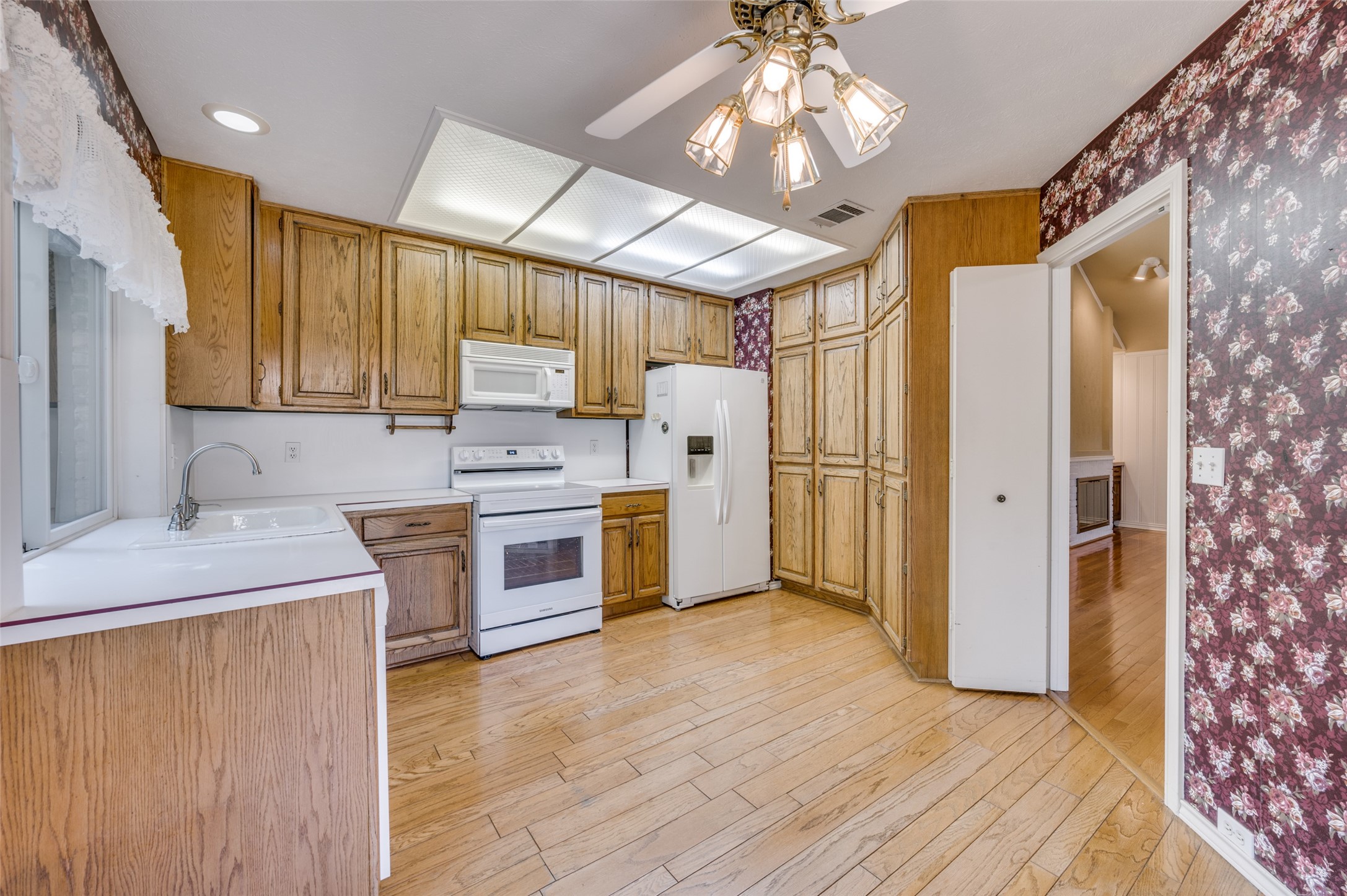 4025 Winter Park Lane , Addison, TX, 75001 | 20735856 | Realty Texas LLC
