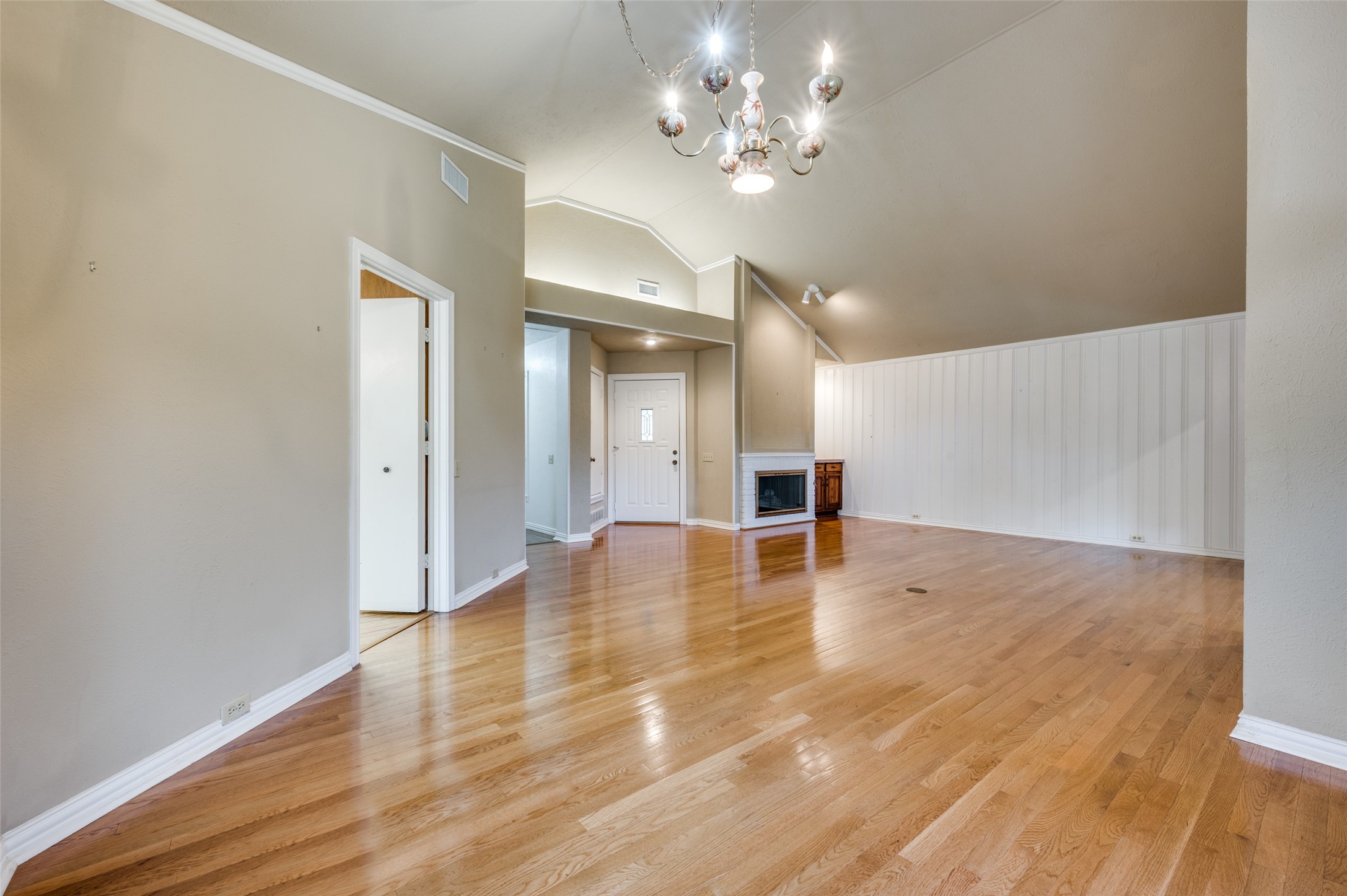 4025 Winter Park Lane , Addison, TX, 75001 | 20735856 | Realty Texas LLC