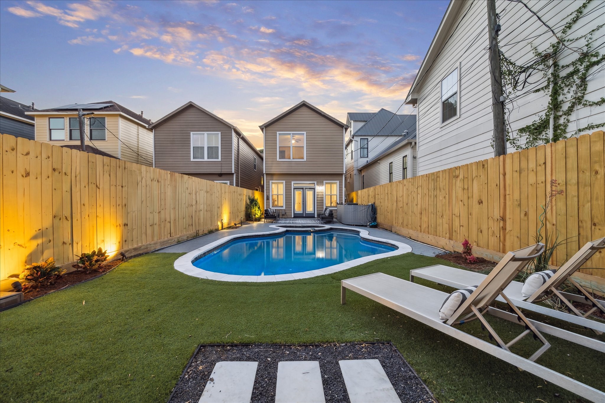 836 Nicholson Street , Houston, TX, 77007 | 21815218 | Realty Texas LLC