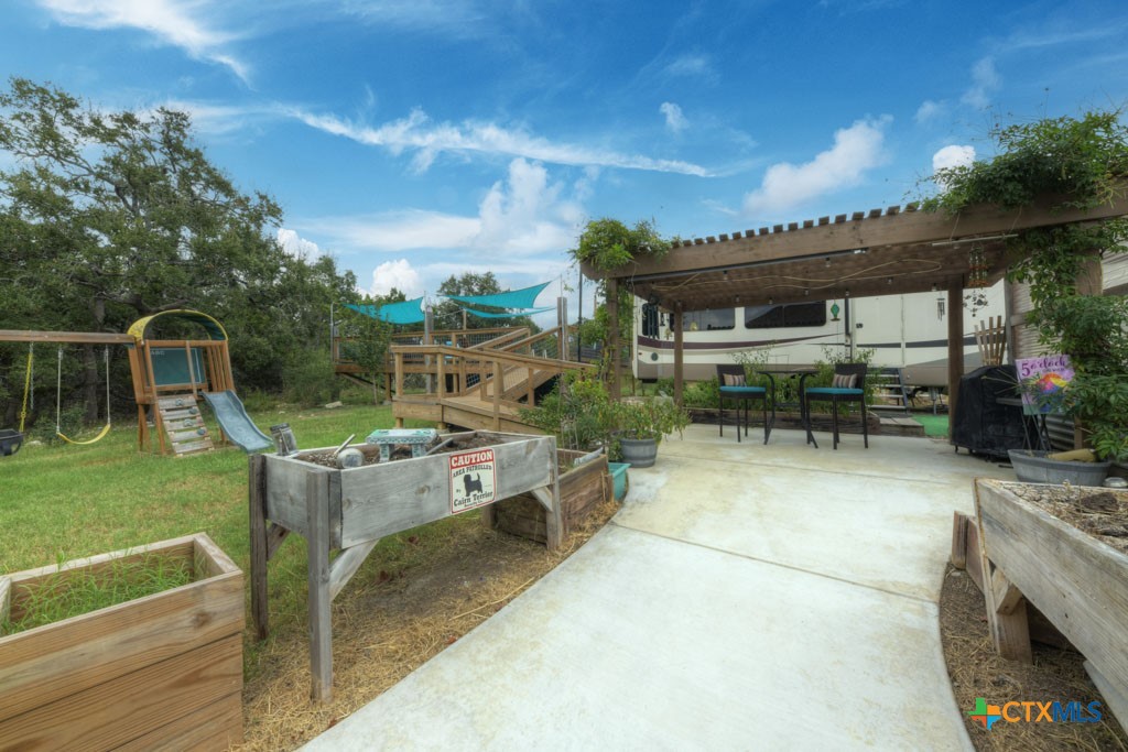 861 Rutherford , Fischer, TX, 78623 | 557397 | Realty Texas LLC
