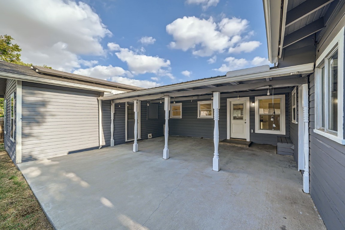 702 Otis Street , Taylor, TX, 76574 | 7438624 | Realty Texas LLC