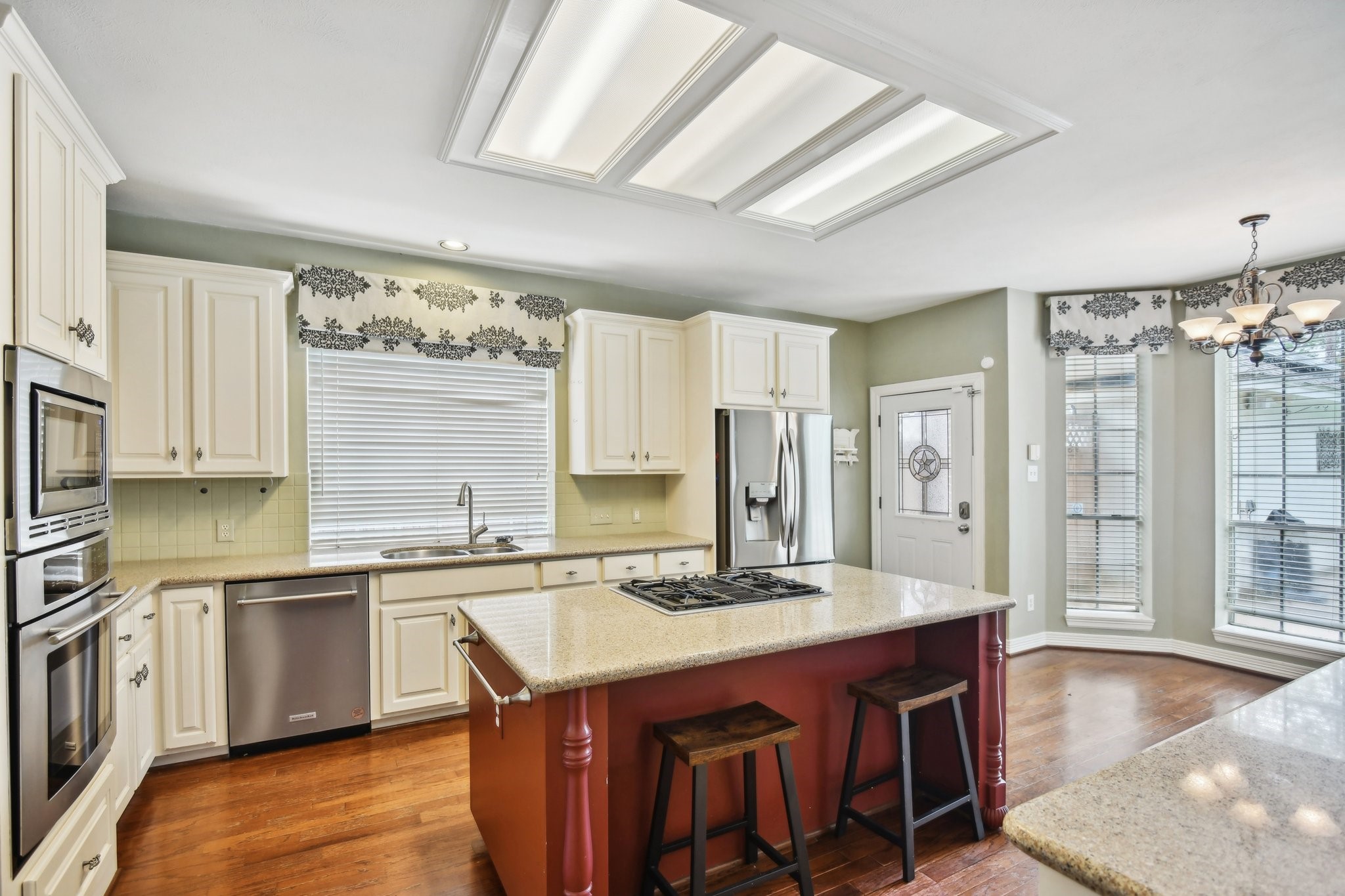 4011 N Water Iris Court , Houston, TX, 77059 | 82408704 | Realty Texas LLC