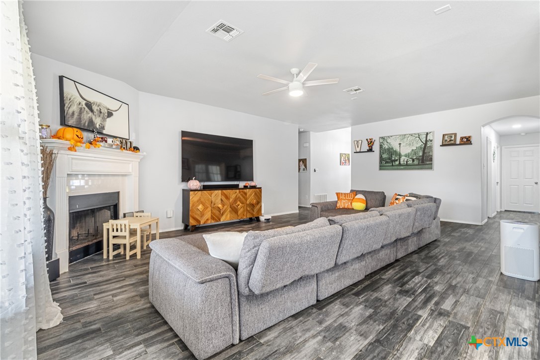 5411 Red Pine Drive , Killeen, TX, 76542 | 558402 | Realty Texas LLC