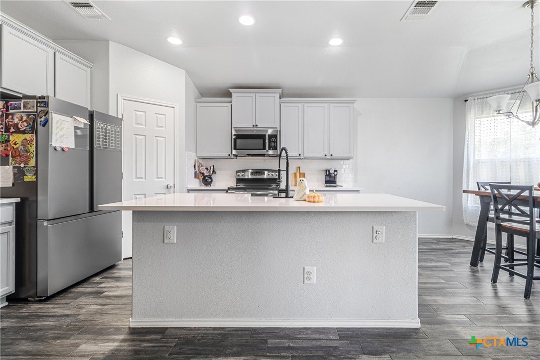 5411 Red Pine Drive , Killeen, TX, 76542 | 558402 | Realty Texas LLC