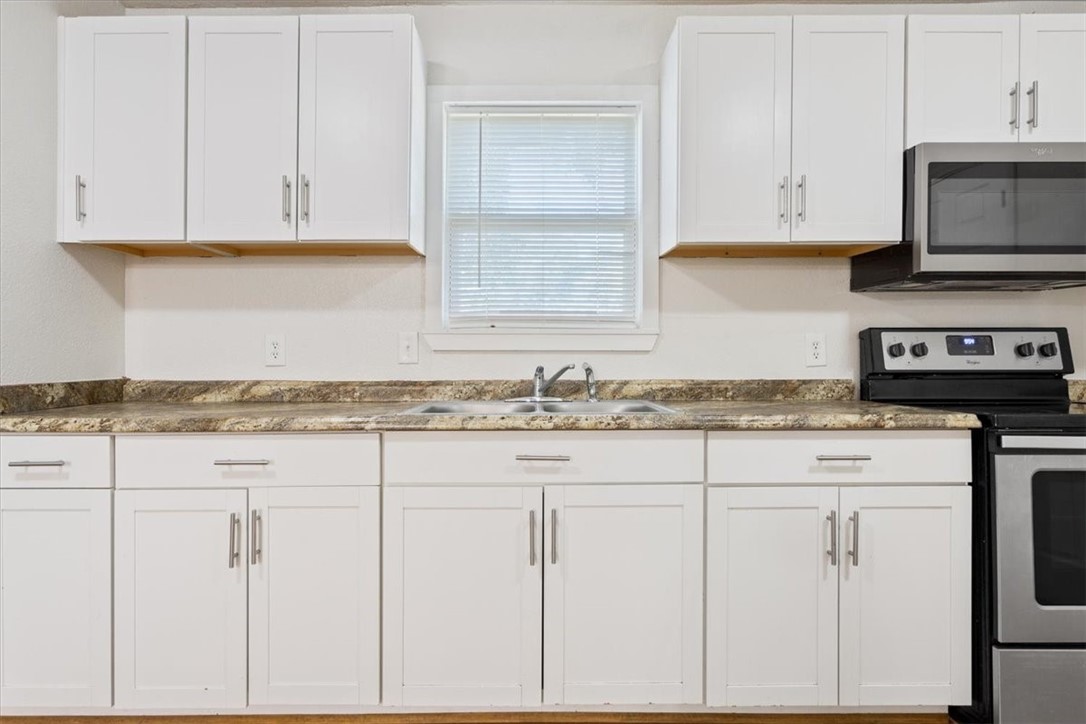 104 Austin Street , Gatesville, TX, 76528 | 225822 | Realty Texas LLC