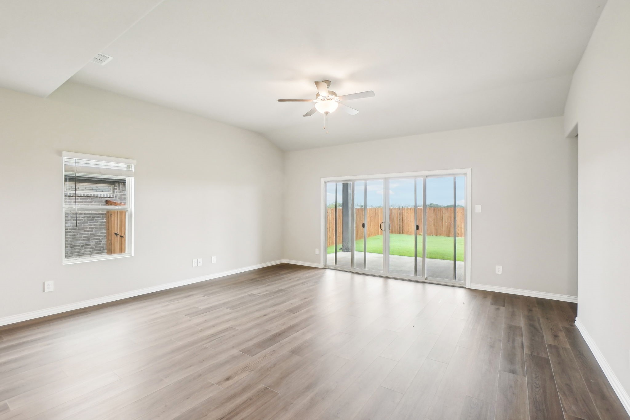 702 Woodland Avenue , Lavon, TX, 75166 | 20737902 | Realty Texas LLC
