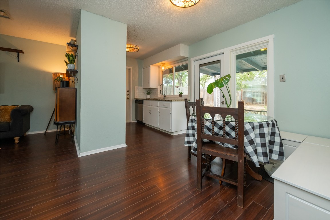 1800 Cherry Orchard Drive , Austin, TX, 78745 | 1857330 | Realty Texas LLC