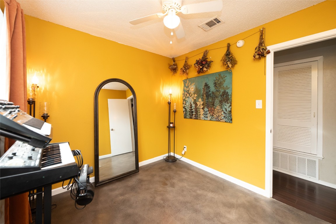 1800 Cherry Orchard Drive , Austin, TX, 78745 | 1857330 | Realty Texas LLC