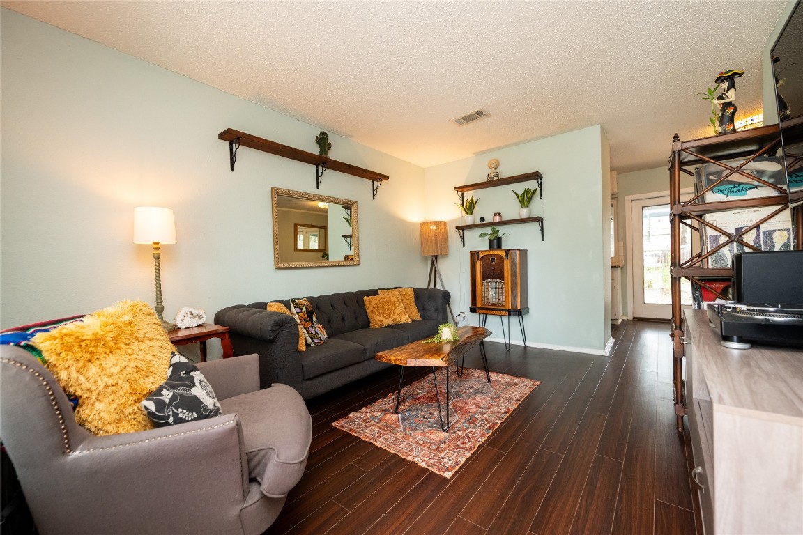 1800 Cherry Orchard Drive , Austin, TX, 78745 | 1857330 | Realty Texas LLC