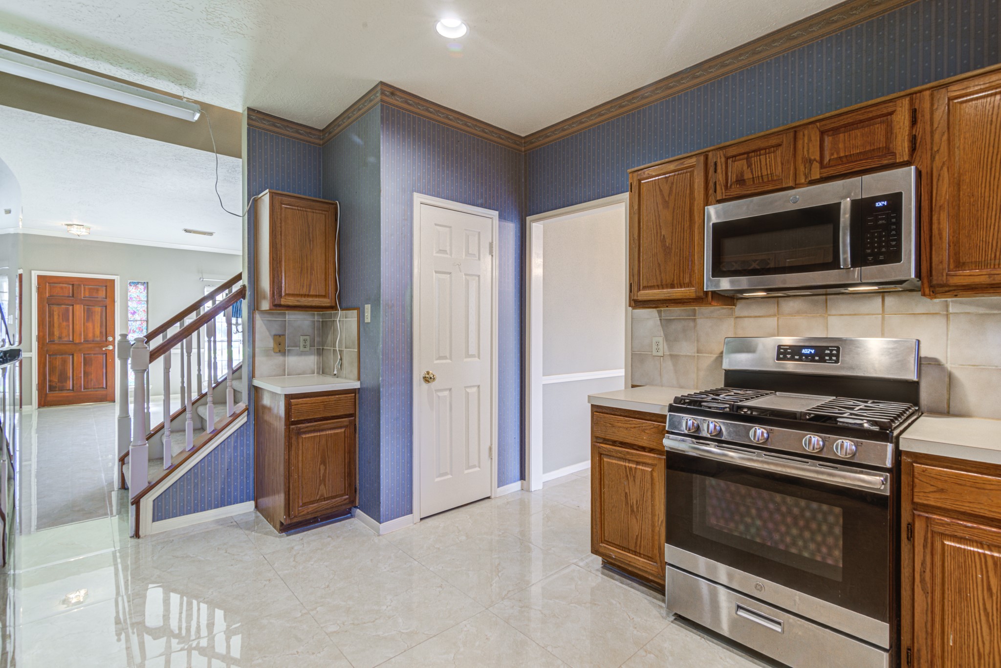 2261 Broadlawn Drive , Houston, TX, 77058 | 8977893 | Realty Texas LLC