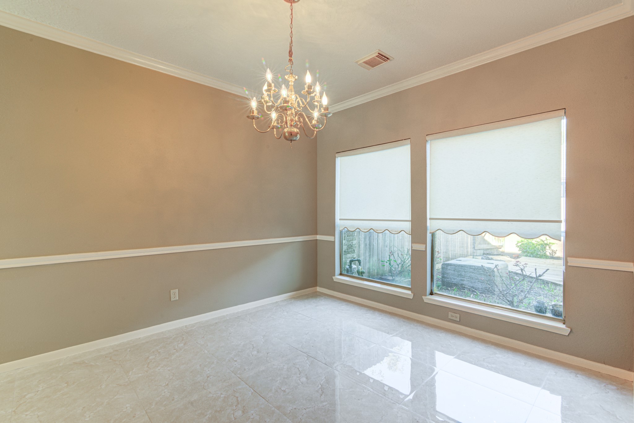2261 Broadlawn Drive , Houston, TX, 77058 | 8977893 | Realty Texas LLC