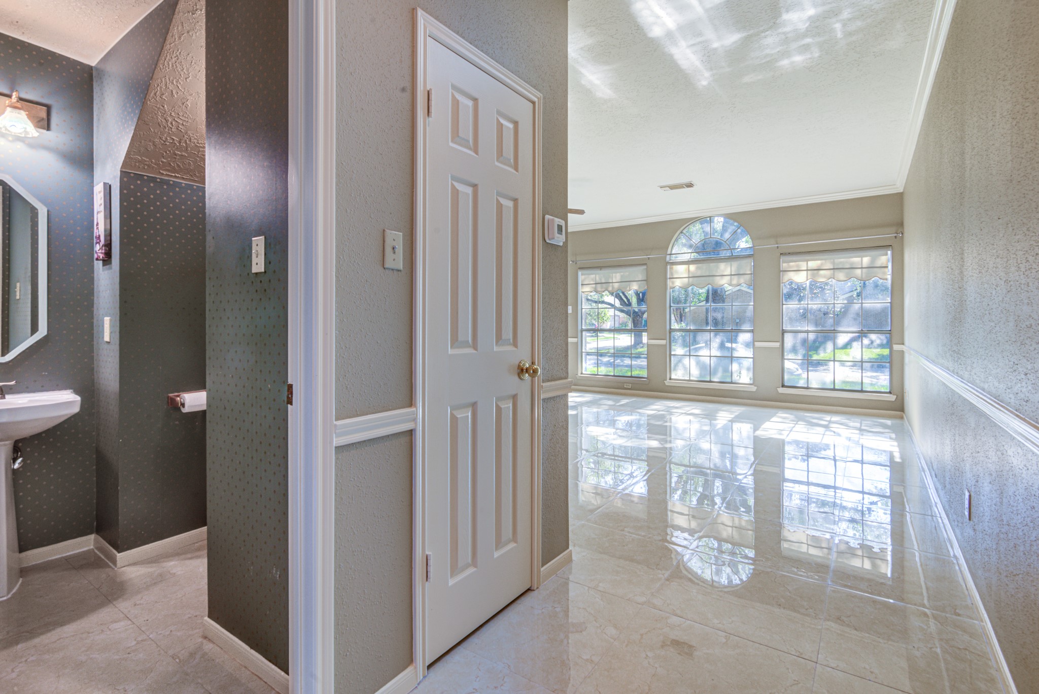 2261 Broadlawn Drive , Houston, TX, 77058 | 8977893 | Realty Texas LLC