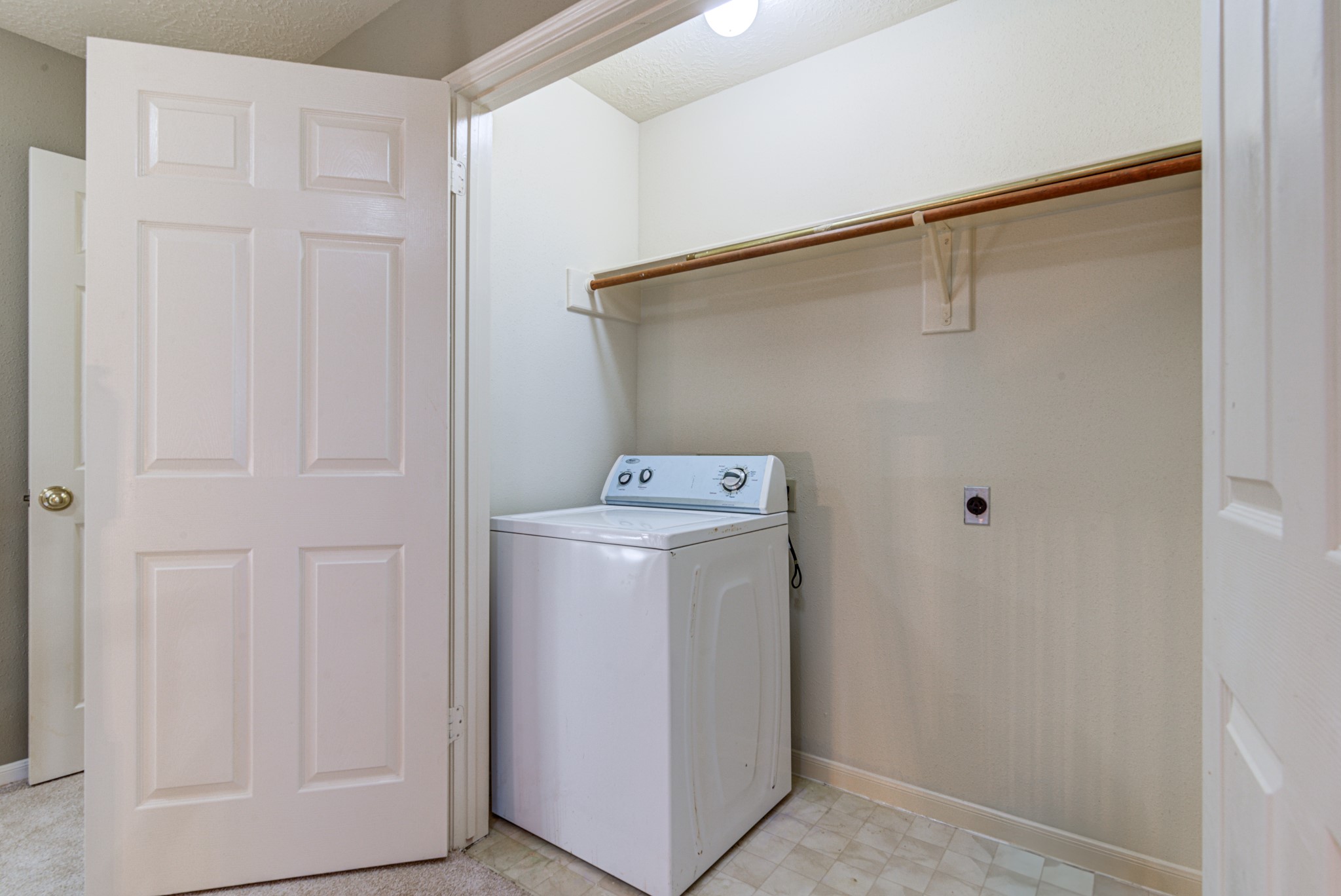 2261 Broadlawn Drive , Houston, TX, 77058 | 8977893 | Realty Texas LLC
