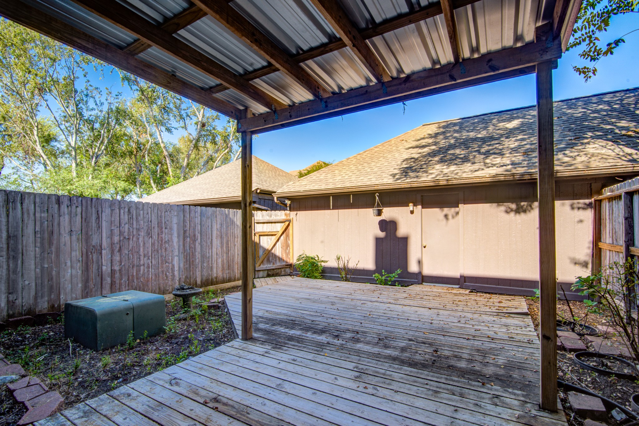 2261 Broadlawn Drive , Houston, TX, 77058 | 8977893 | Realty Texas LLC