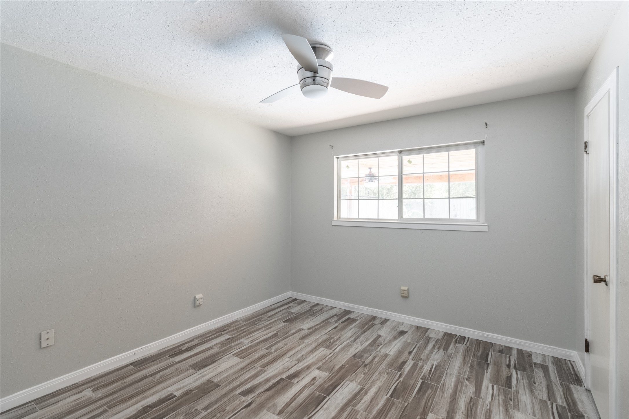 8009 College Avenue , Texas City, TX, 77591 | 10609760 | Realty Texas LLC