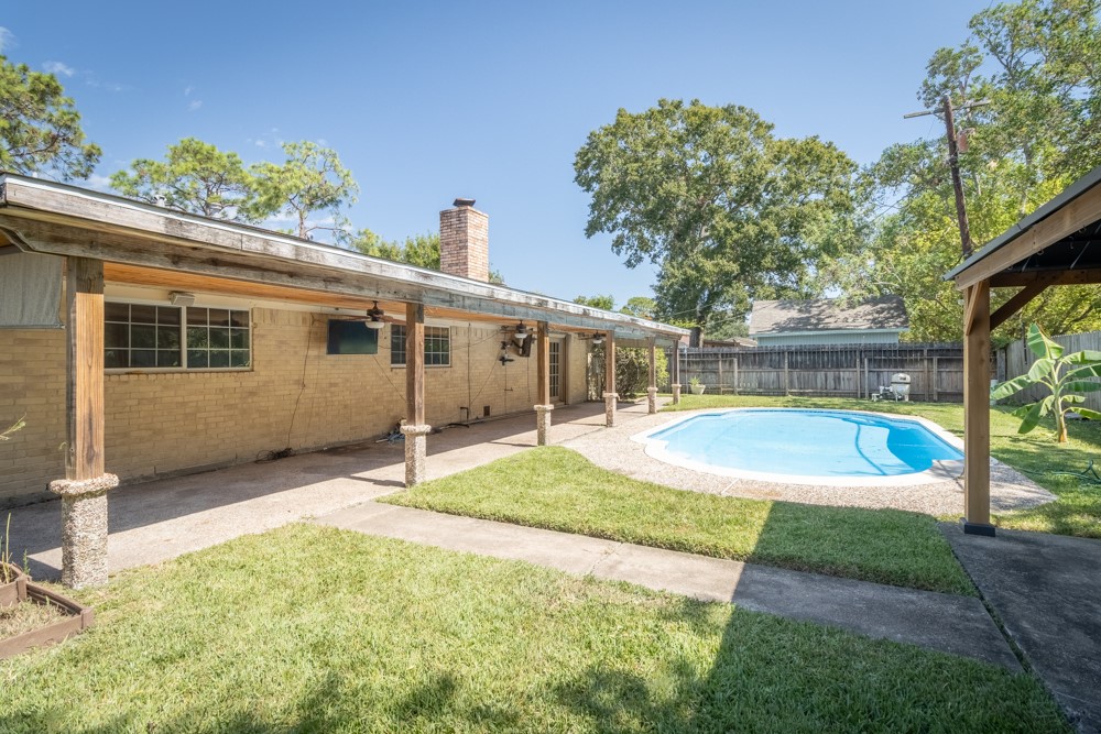 8009 College Avenue , Texas City, TX, 77591 | 10609760 | Realty Texas LLC