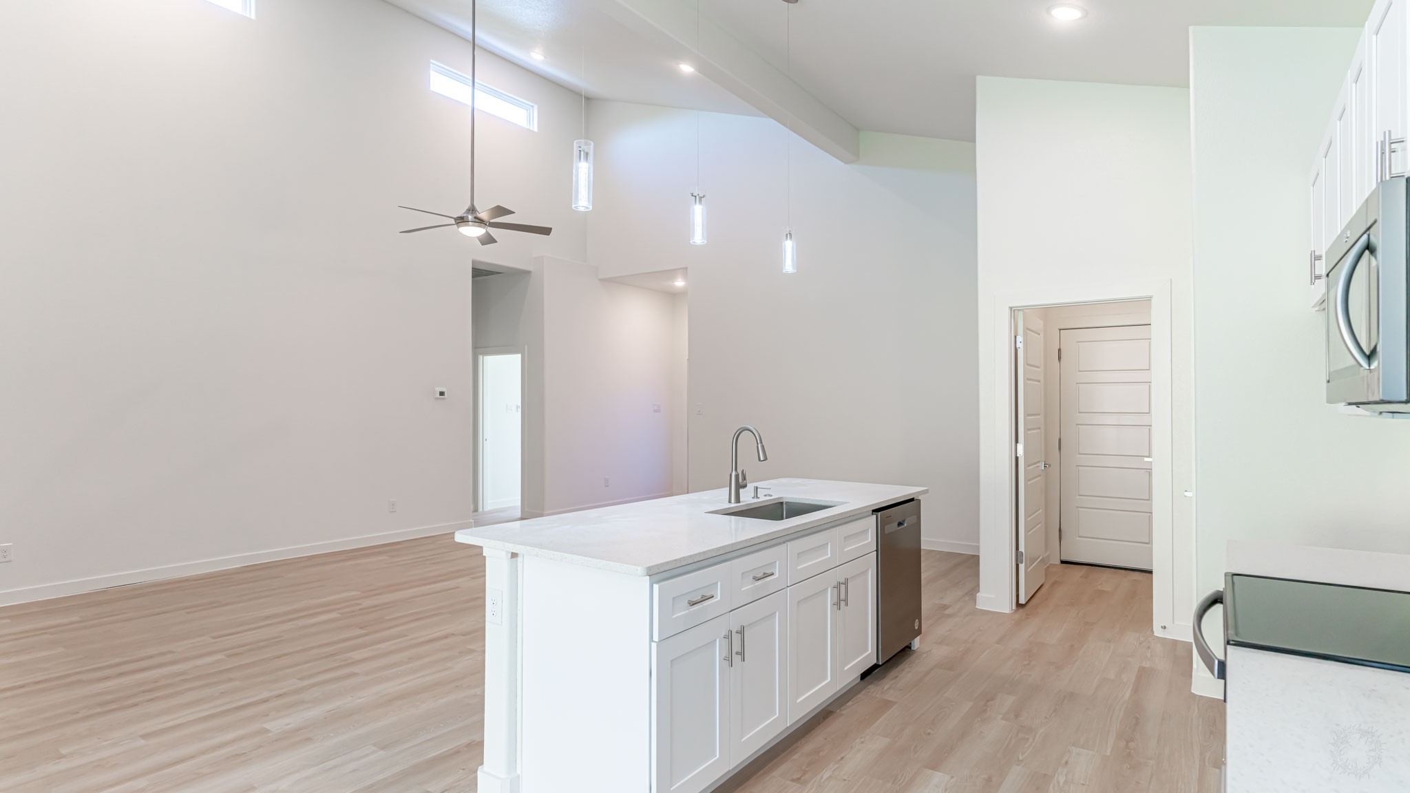 904 Arkansas River Drive , Granbury, TX, 76048 | 20747102 | Realty Texas LLC