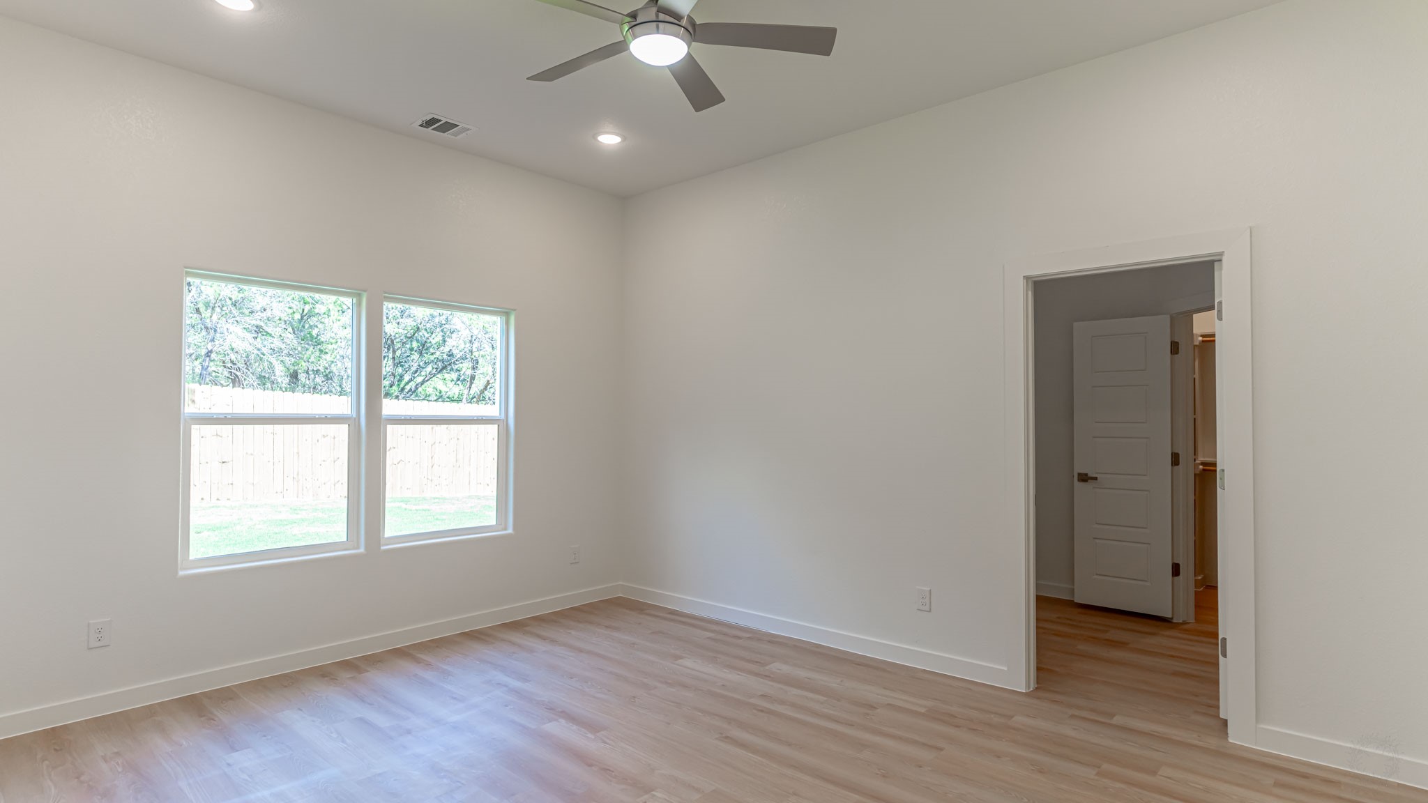 904 Arkansas River Drive , Granbury, TX, 76048 | 20747102 | Realty Texas LLC