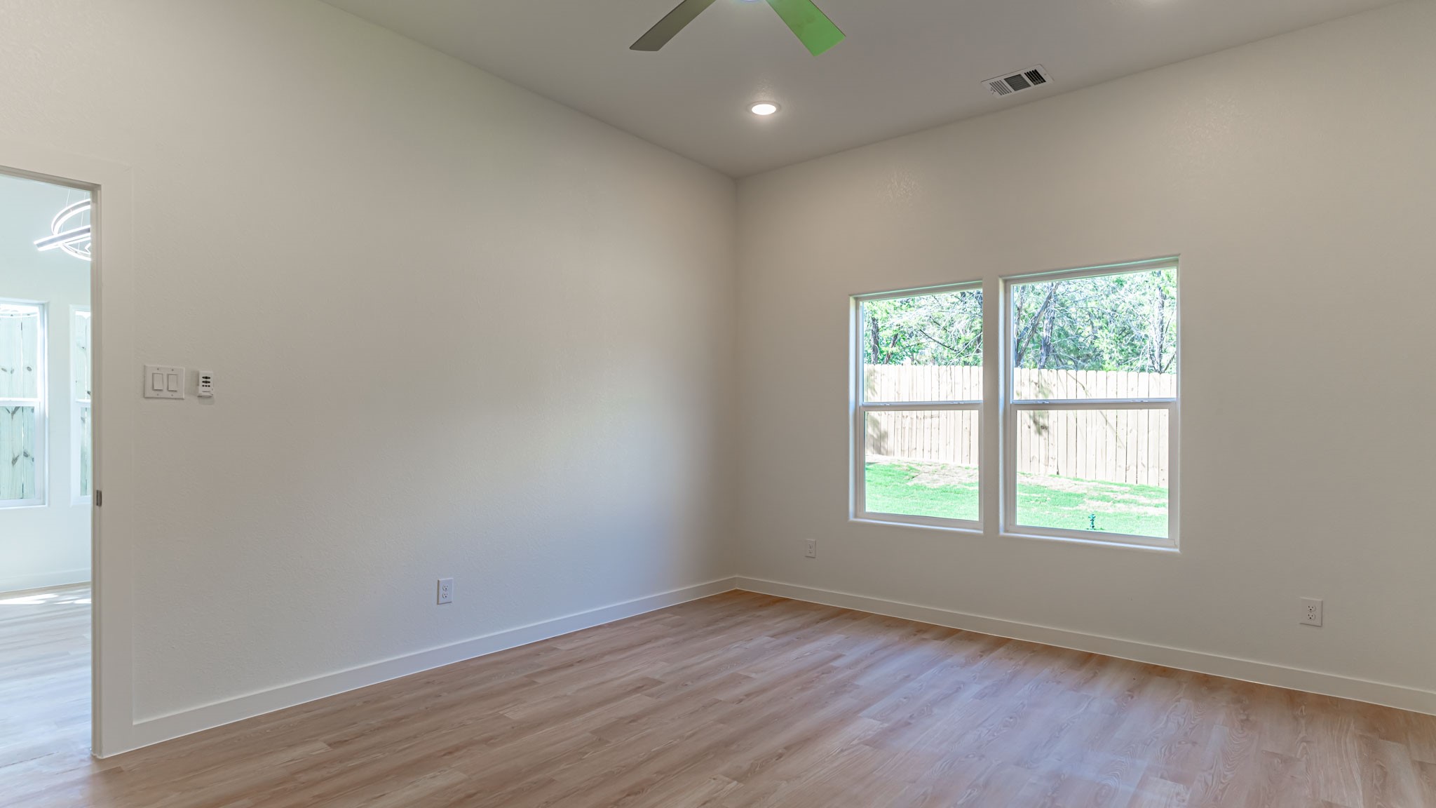 904 Arkansas River Drive , Granbury, TX, 76048 | 20747102 | Realty Texas LLC