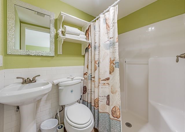 523 S Station Street H , Port Aransas, TX, 78373 | 449186 | Realty Texas LLC