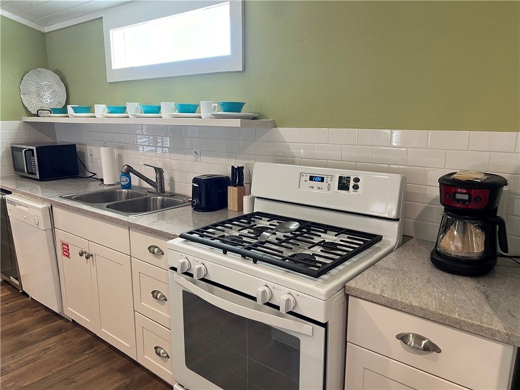 523 S Station Street H , Port Aransas, TX, 78373 | 449186 | Realty Texas LLC