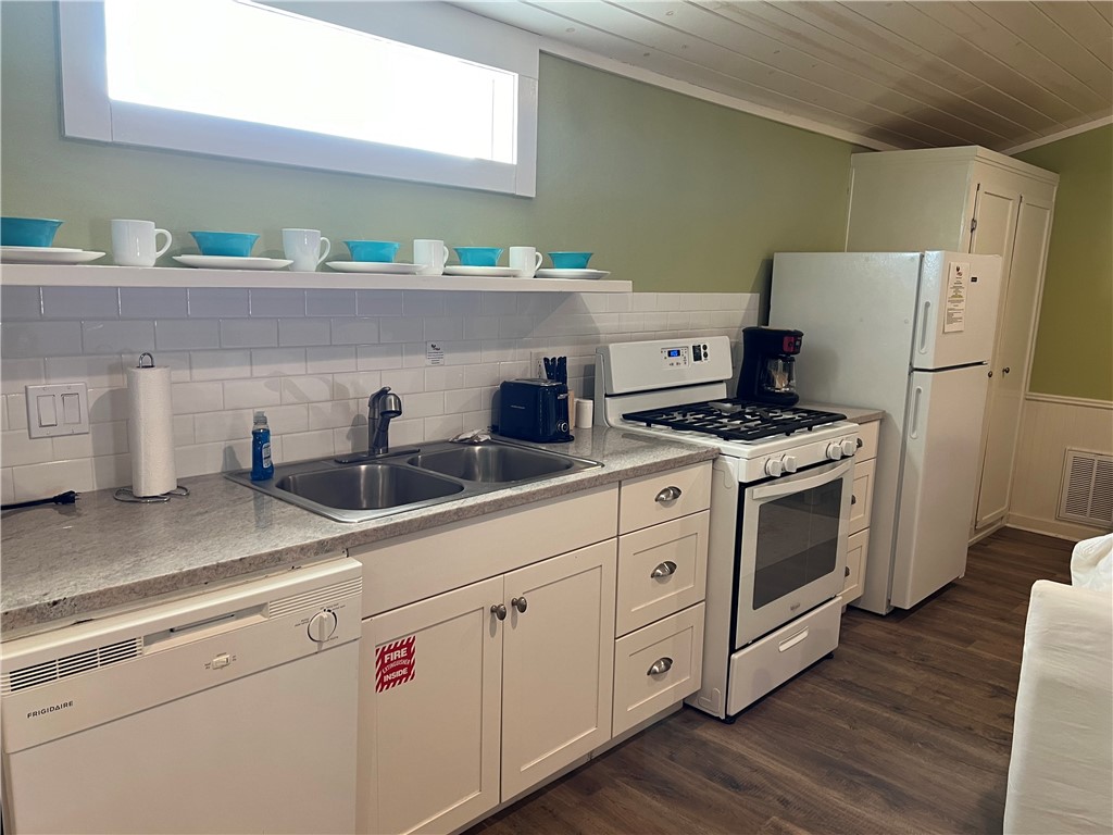 523 S Station Street H , Port Aransas, TX, 78373 | 449186 | Realty Texas LLC
