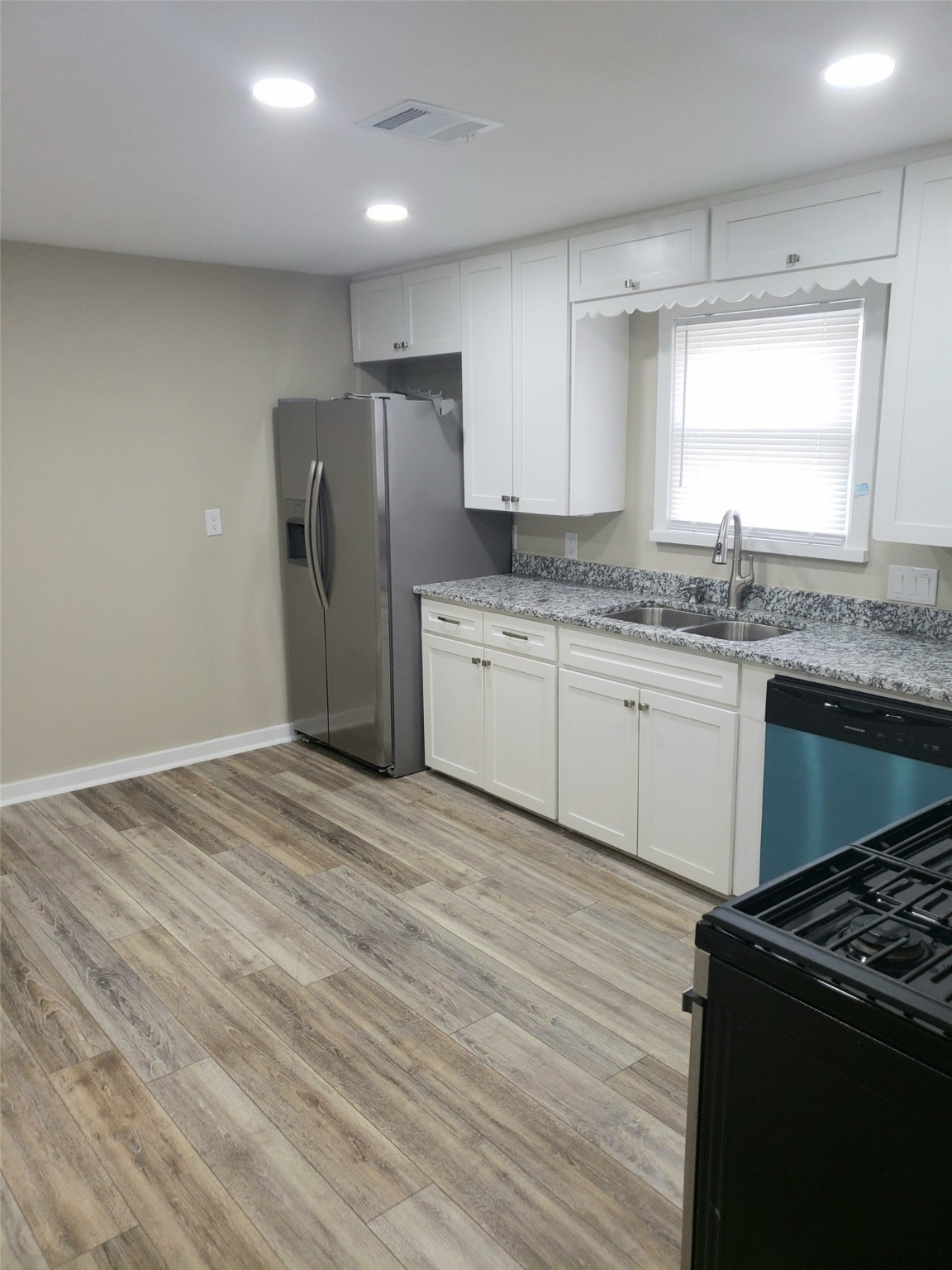 2506 Pearland Avenue , Pearland, TX, 77581 | 87469332 | Realty Texas LLC