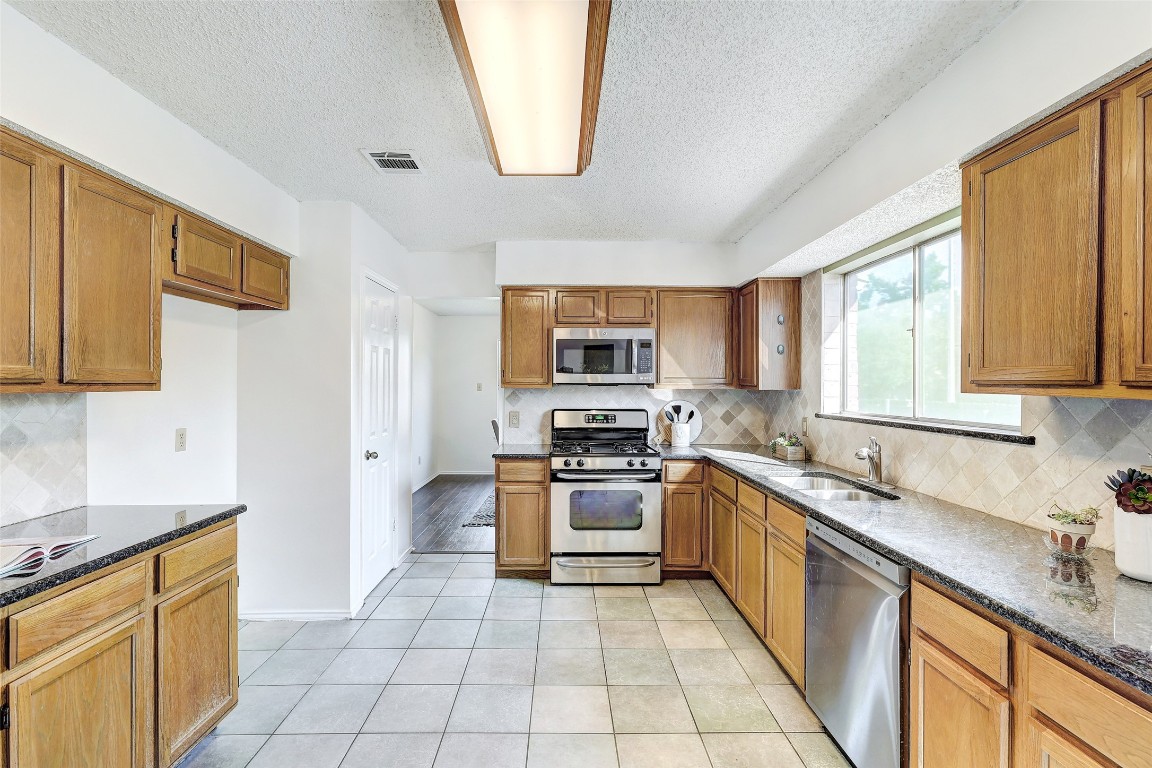 1901 Old Mill Road , Cedar Park, TX, 78613 | 2512613 | Realty Texas LLC