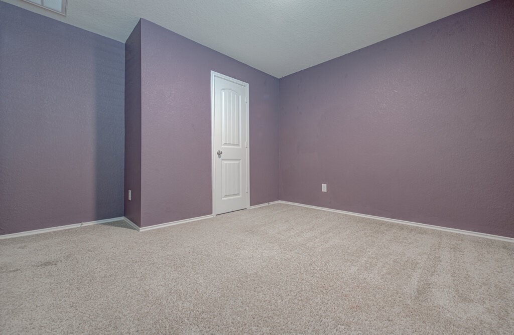 303 Euclid Lane , Uhland, TX, 78640 | 7856903 | Realty Texas LLC