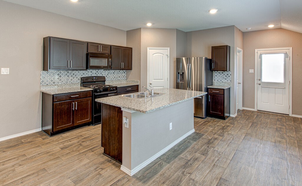 303 Euclid Lane , Uhland, TX, 78640 | 7856903 | Realty Texas LLC