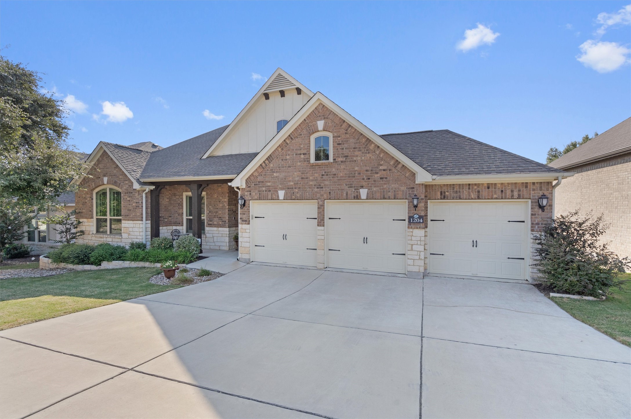 1204 Winding Way Drive , Georgetown, TX, 78628 | 3732926 | Realty Texas LLC