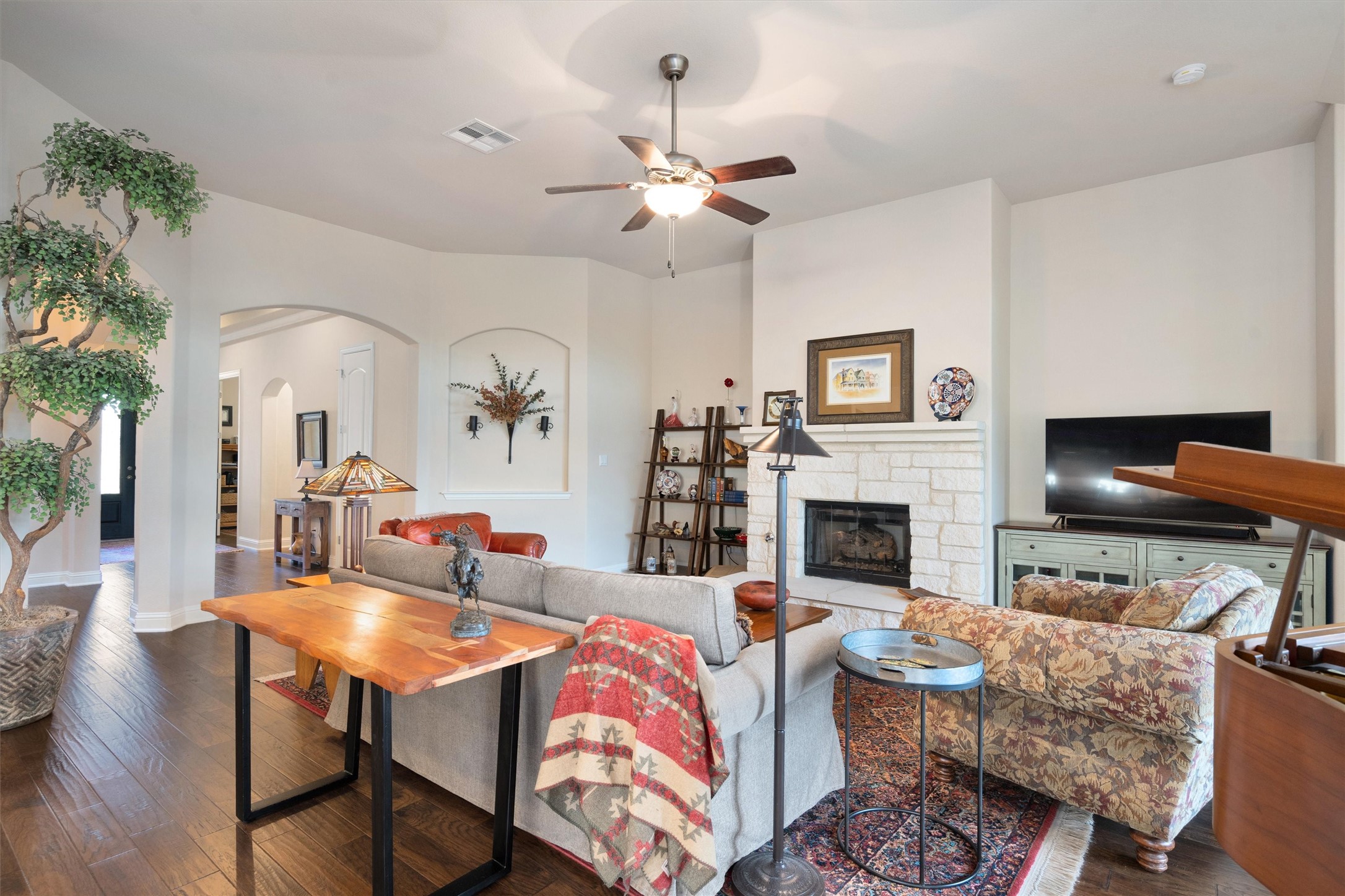 1204 Winding Way Drive , Georgetown, TX, 78628 | 3732926 | Realty Texas LLC