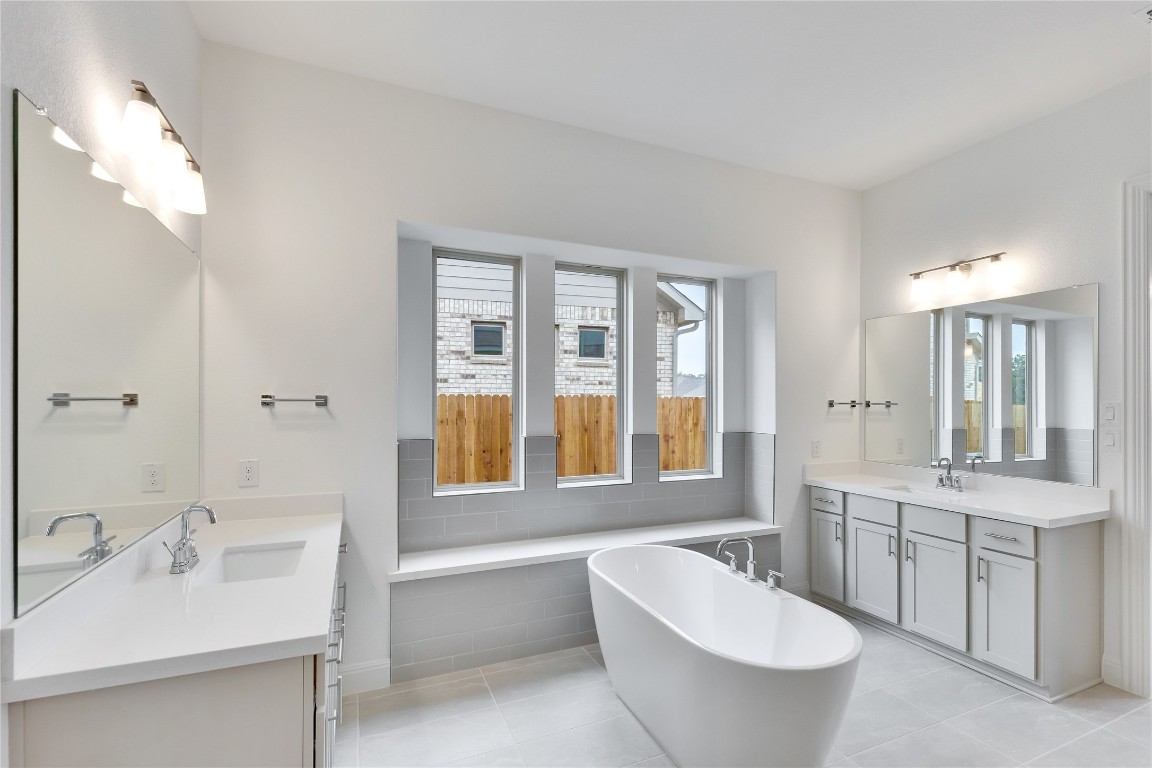 1733 Scenic Heights Trail , Georgetown, TX, 78628 | 9285829 | Realty Texas LLC