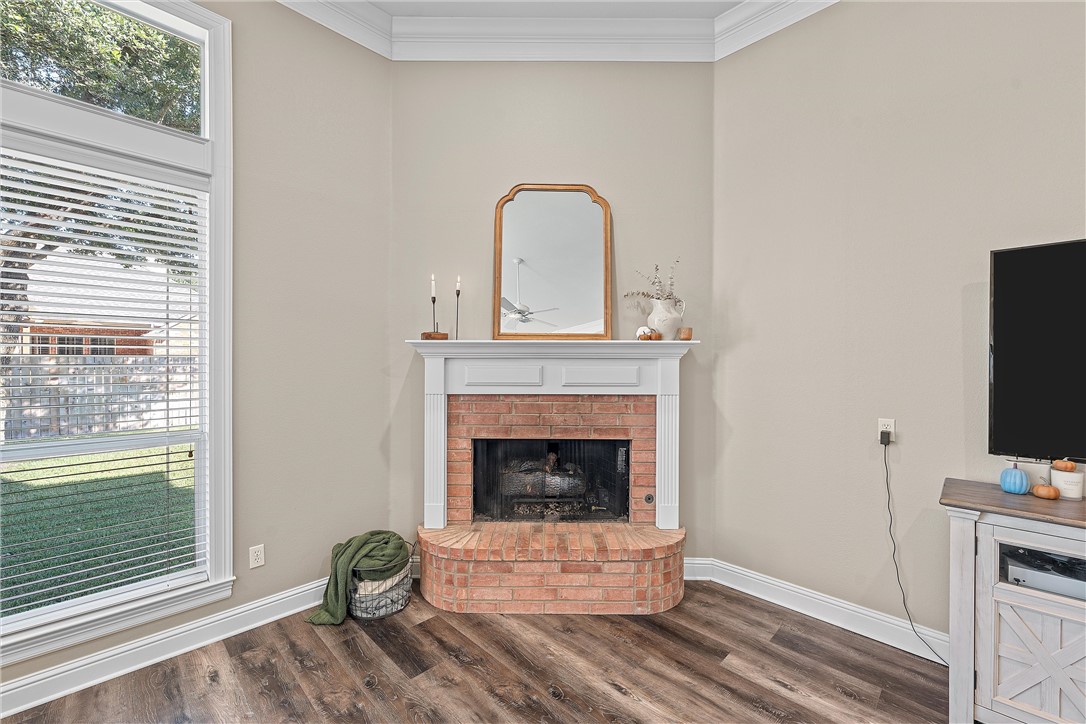 205 Ranchgate Trail , McGregor, TX, 76657 | 225938 | Realty Texas LLC