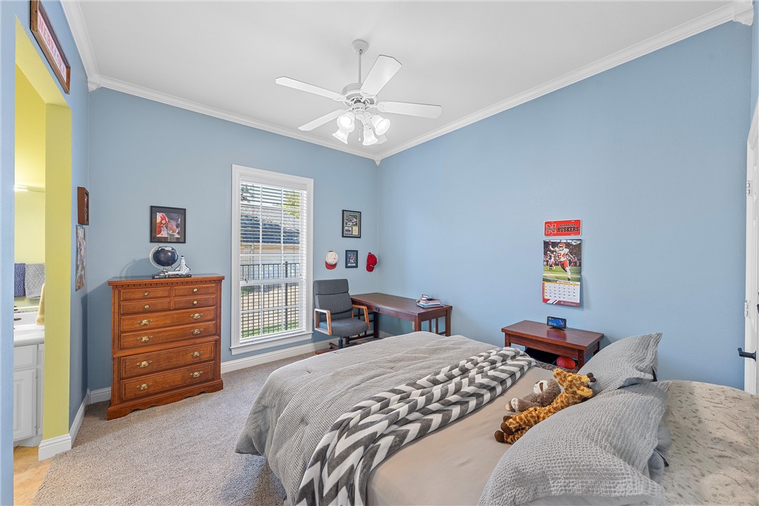 205 Ranchgate Trail , McGregor, TX, 76657 | 225938 | Realty Texas LLC