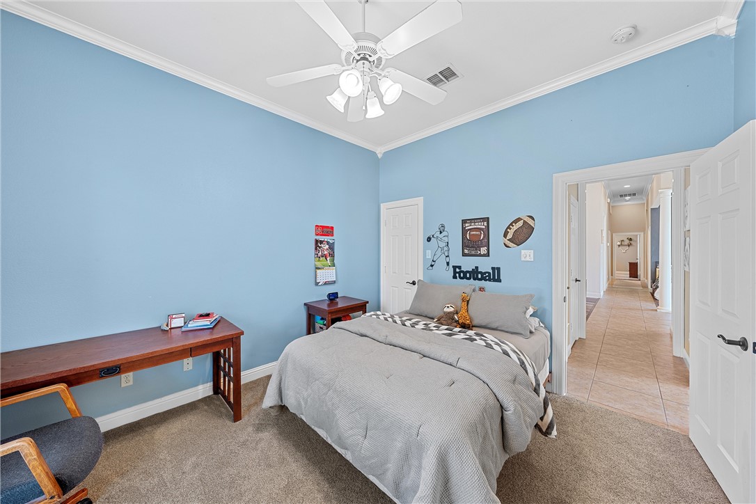 205 Ranchgate Trail , McGregor, TX, 76657 | 225938 | Realty Texas LLC