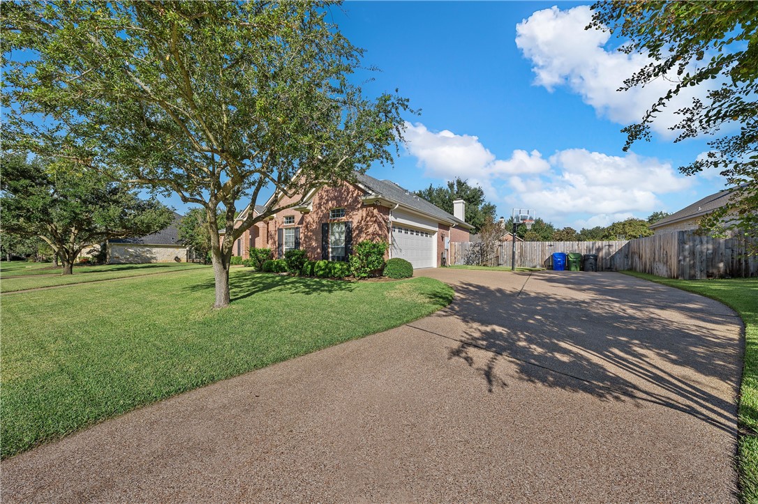205 Ranchgate Trail , McGregor, TX, 76657 | 225938 | Realty Texas LLC
