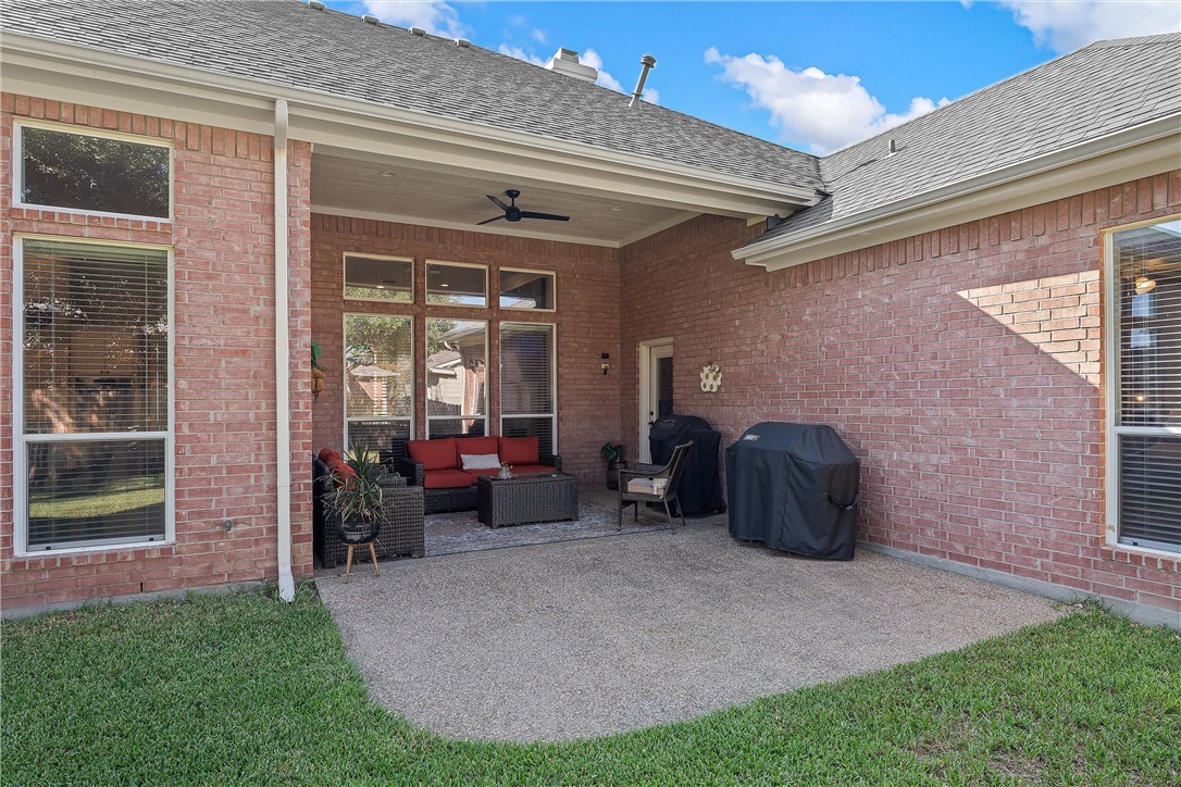 205 Ranchgate Trail , McGregor, TX, 76657 | 225938 | Realty Texas LLC