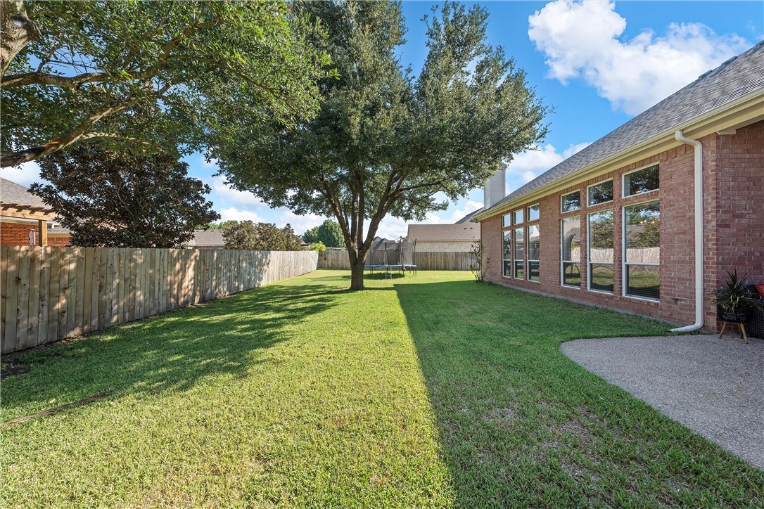 205 Ranchgate Trail , McGregor, TX, 76657 | 225938 | Realty Texas LLC