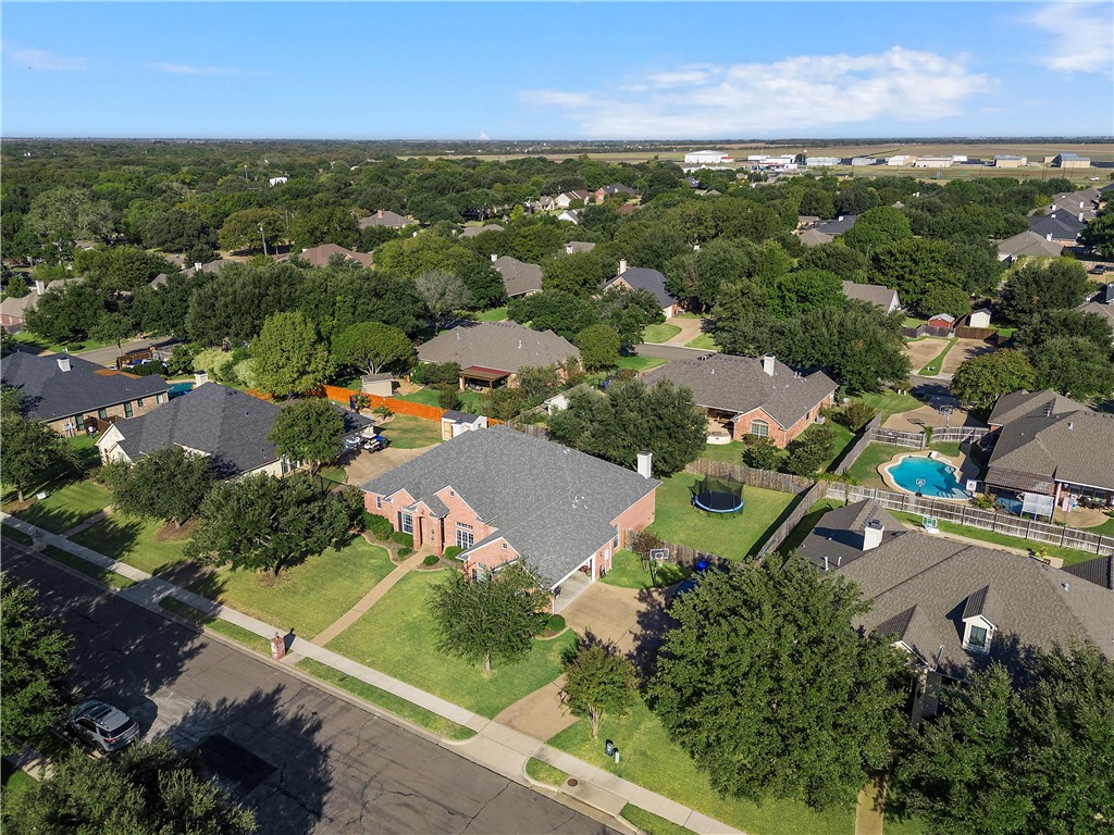 205 Ranchgate Trail , McGregor, TX, 76657 | 225938 | Realty Texas LLC