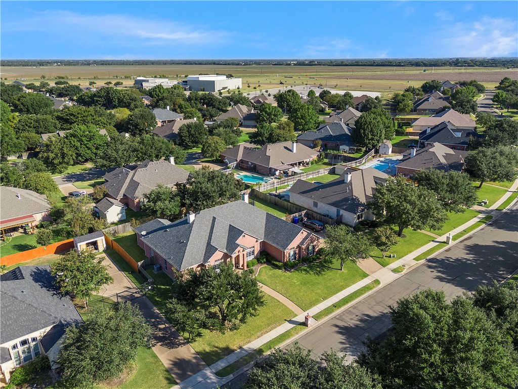 205 Ranchgate Trail , McGregor, TX, 76657 | 225938 | Realty Texas LLC