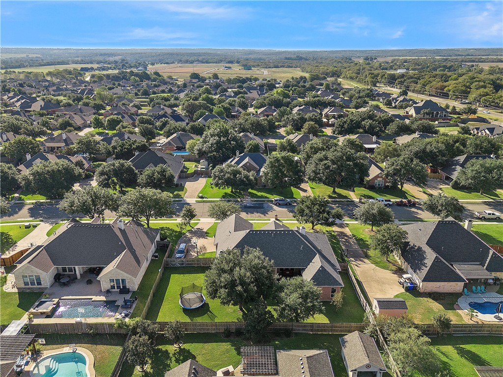 205 Ranchgate Trail , McGregor, TX, 76657 | 225938 | Realty Texas LLC