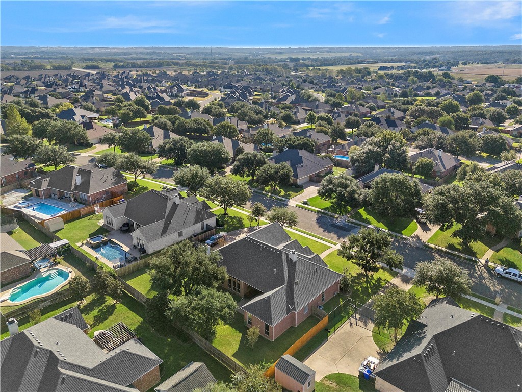 205 Ranchgate Trail , McGregor, TX, 76657 | 225938 | Realty Texas LLC