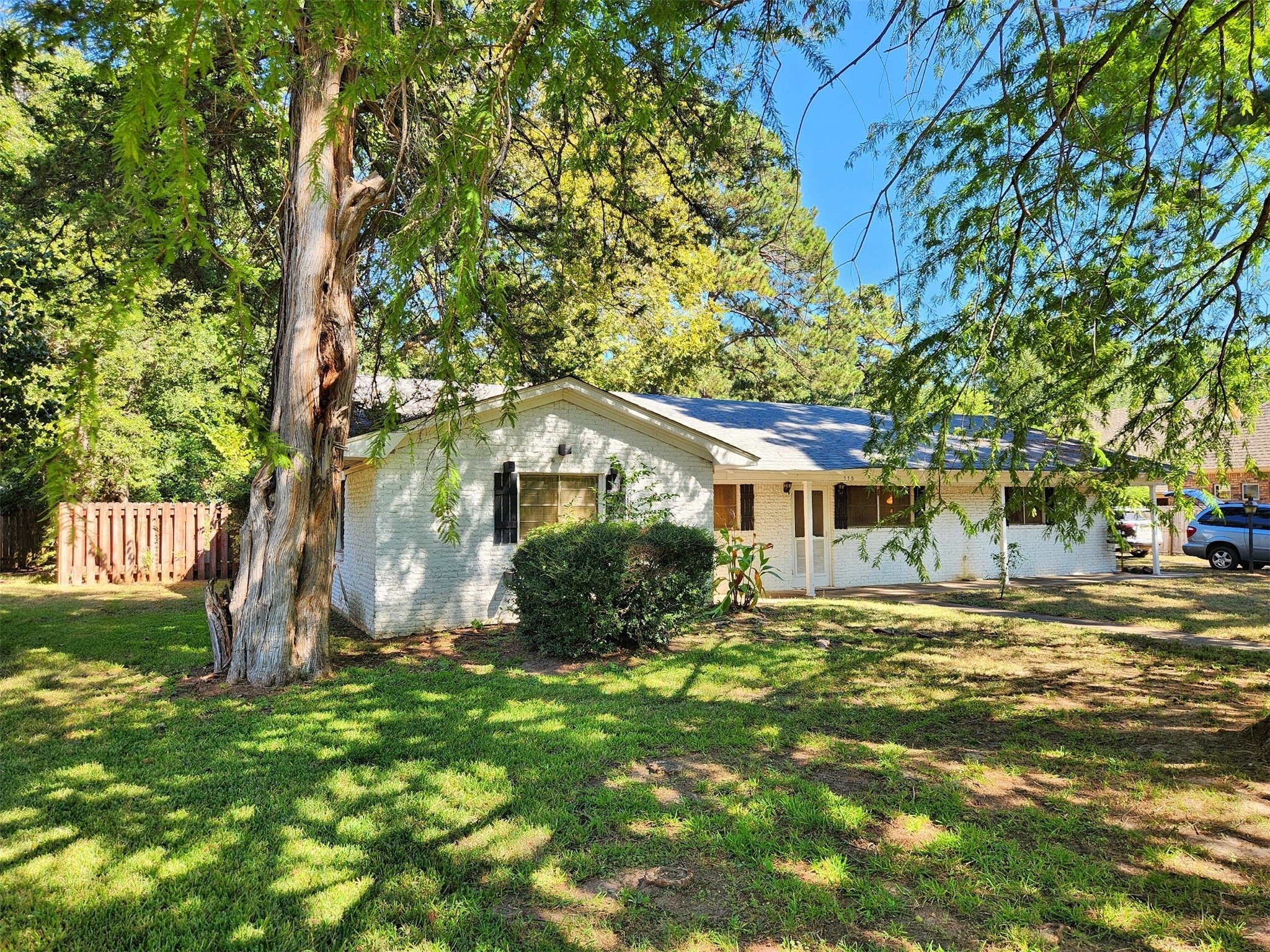 115 Meadowbrook Drive , Palestine, TX, 75803 | 20752327 | Realty Texas LLC