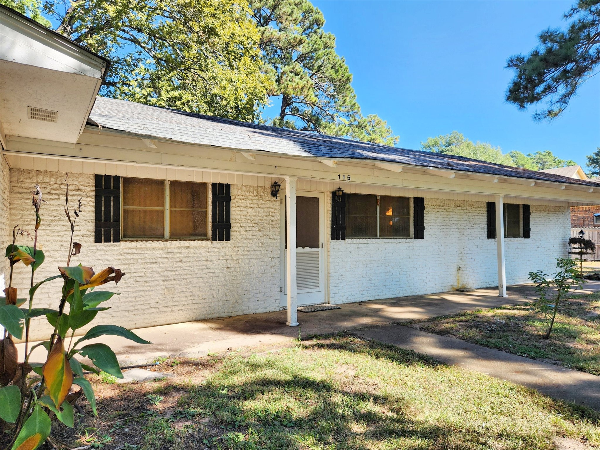115 Meadowbrook Drive , Palestine, TX, 75803 | 20752327 | Realty Texas LLC